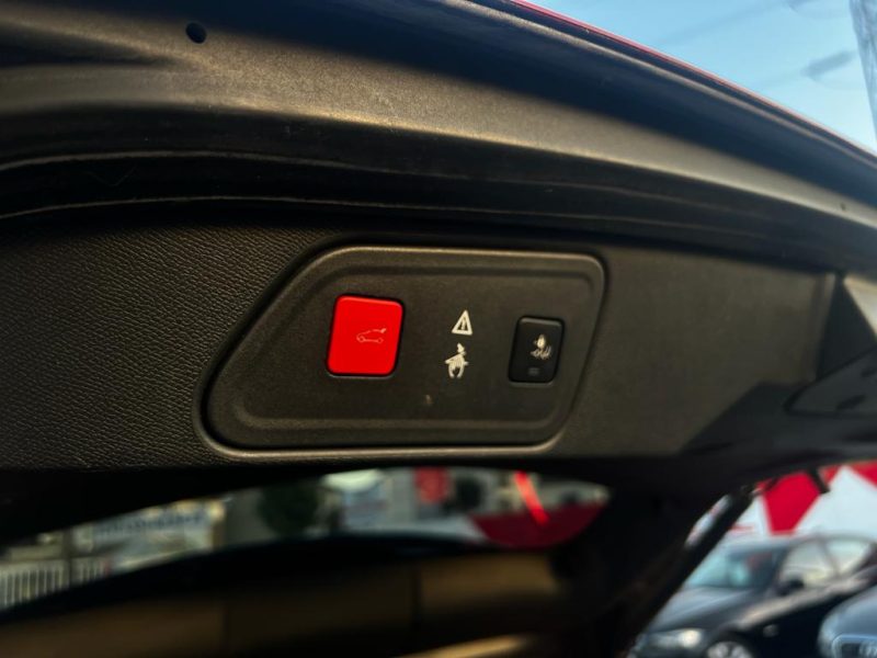 PEUGEOT 3008 SUV 2016