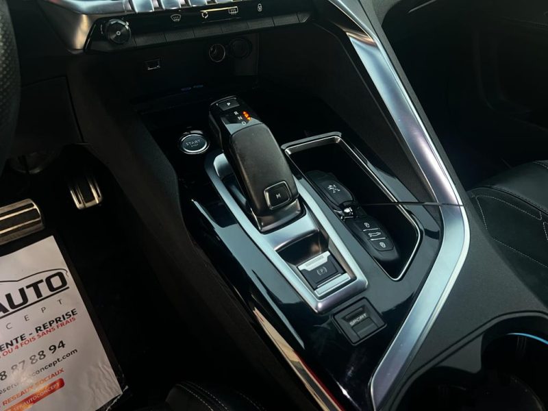 PEUGEOT 3008 SUV 2016