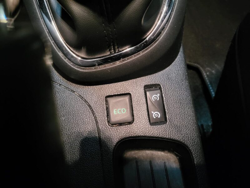 RENAULT CAPTUR  1.5 dCi 90cv ENERGY ECO / REGULATEUR / CAMERA / GPS