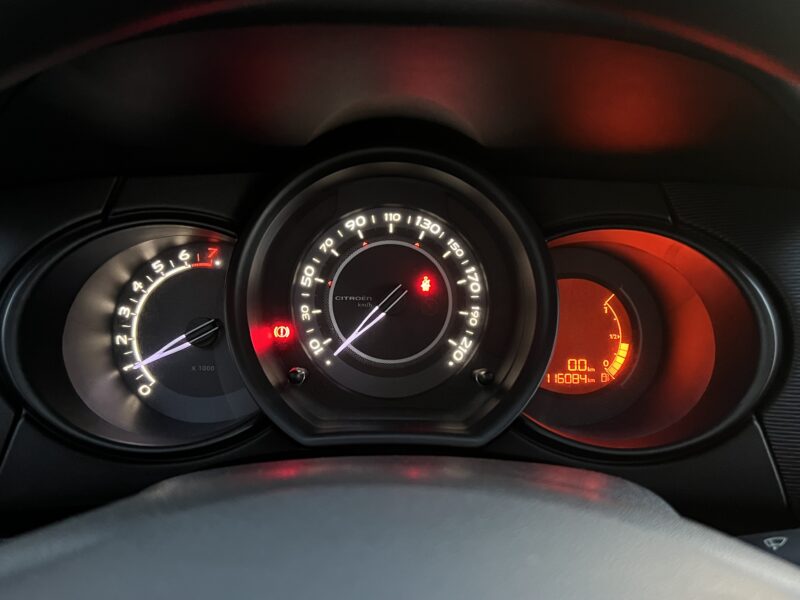 CITROEN C3 II 1.1 60 Cv 5 PORTES / CLIMATISATION BLUETOOTH CRIT AIR 1 - Garantie1an