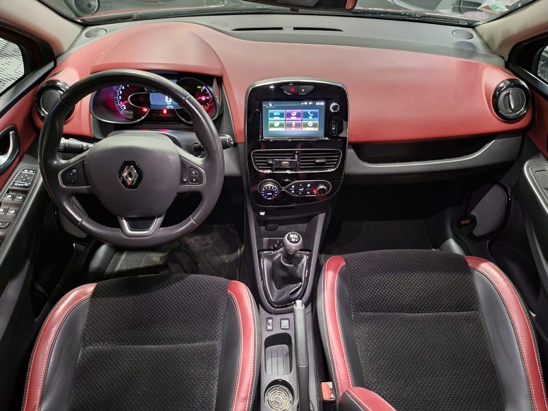 1.2 TCe 120cv INTENS / TOIT PANORAMIQUE / RADAR DE RECUL / GPS