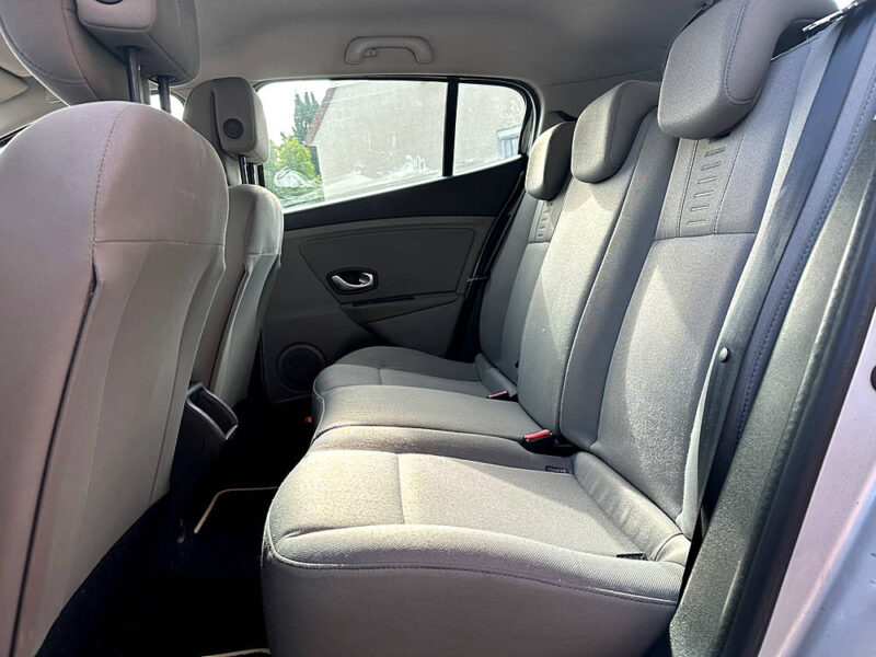 RENAULT MEGANE III 2010