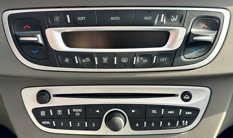 RENAULT MEGANE III 2010