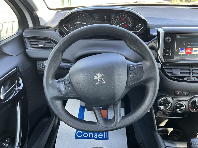PEUGEOT 208  2018