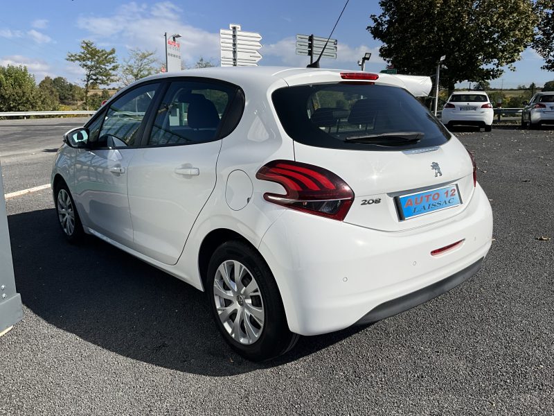 PEUGEOT 208  2018