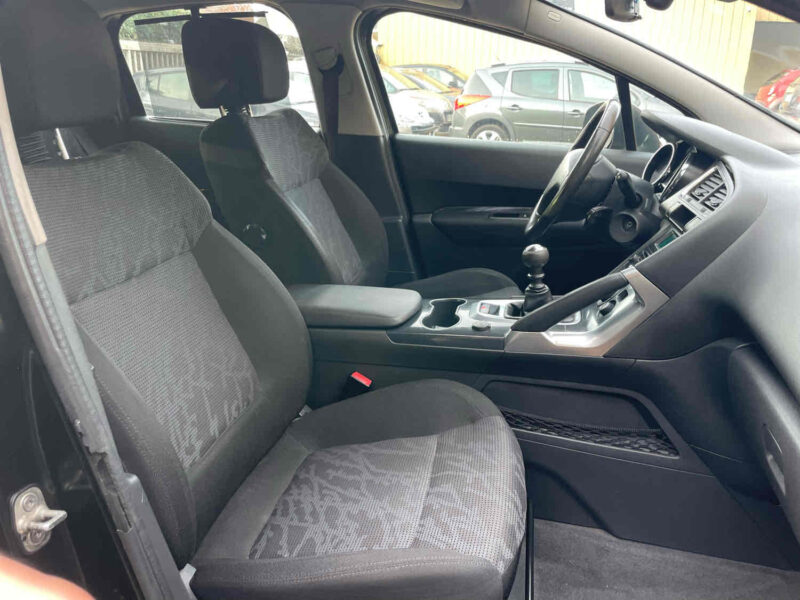 PEUGEOT 3008 Monospace 2010 1.6 HDi 109cv