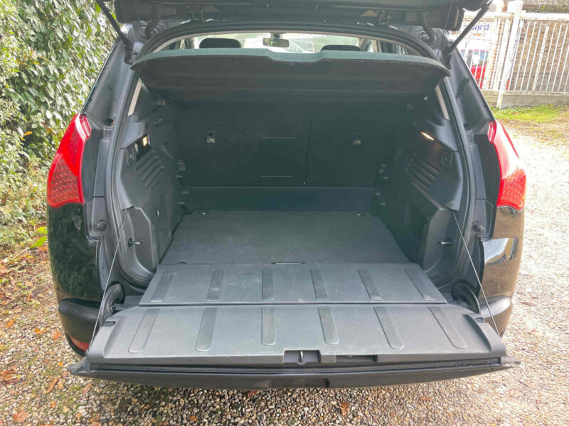 PEUGEOT 3008 Monospace 2010 1.6 HDi 109cv