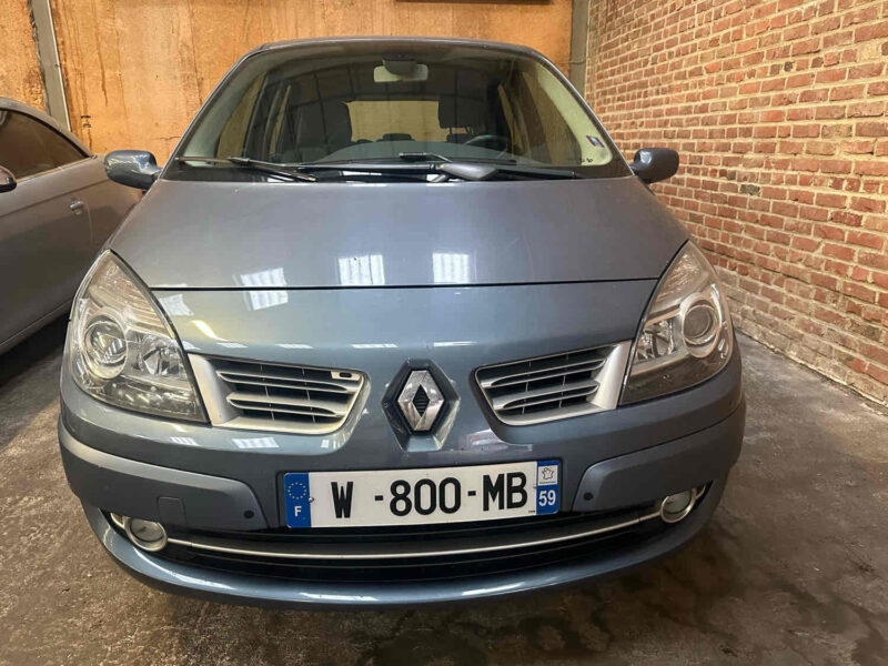 Renault SCENIC 1.5 DCi 105 cv Dynamique 2009