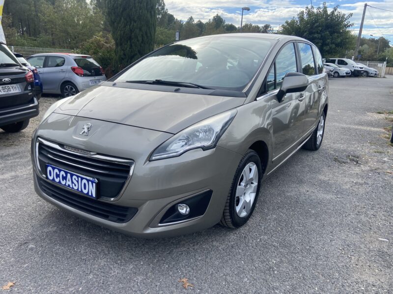 PEUGEOT 5008 HDI 115 BUSINESS PACK