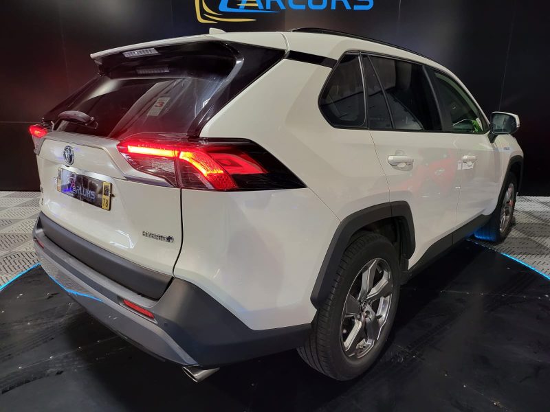 2.5 VVT-iE Hybrid DYNAMIC / CAMERA AV-AR / HAYON ELECTRIQUE