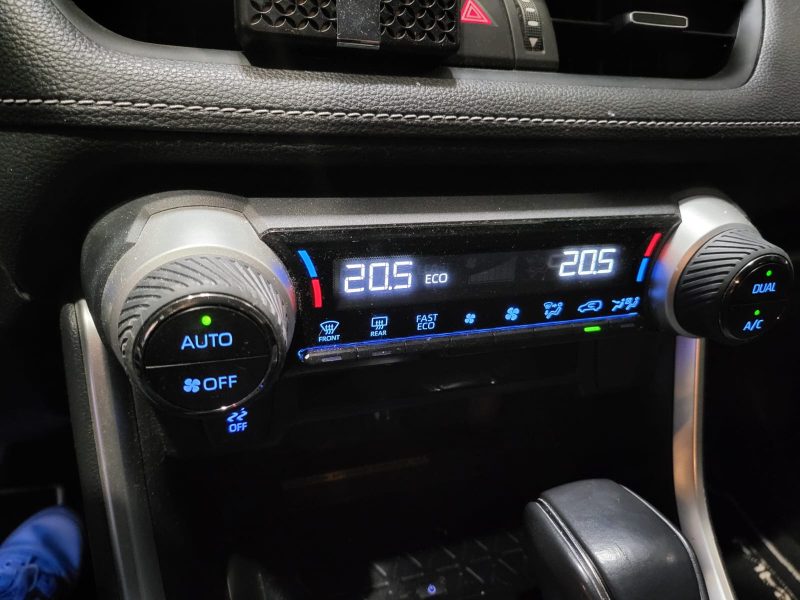 2.5 VVT-iE Hybrid DYNAMIC / CAMERA AV-AR / HAYON ELECTRIQUE