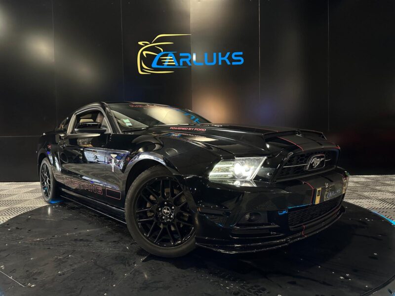 3.7 V6 305cv / Silencieux Borla / Bluetooth / Radar de Recul