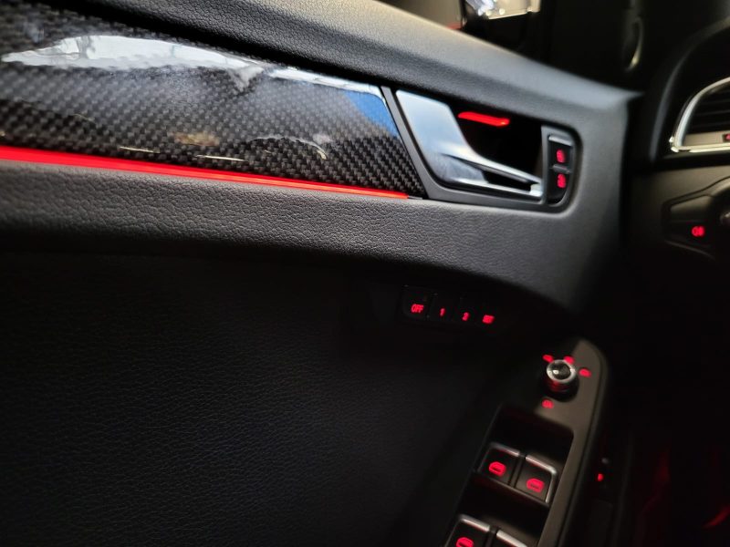 AUDI RS4 AVANT V8 4.2L 450CH QUATTRO SUIVI COMPLET AUDI / LIGNE MILLTEK+FREINS CERAMIQUE+VOLANT CARB