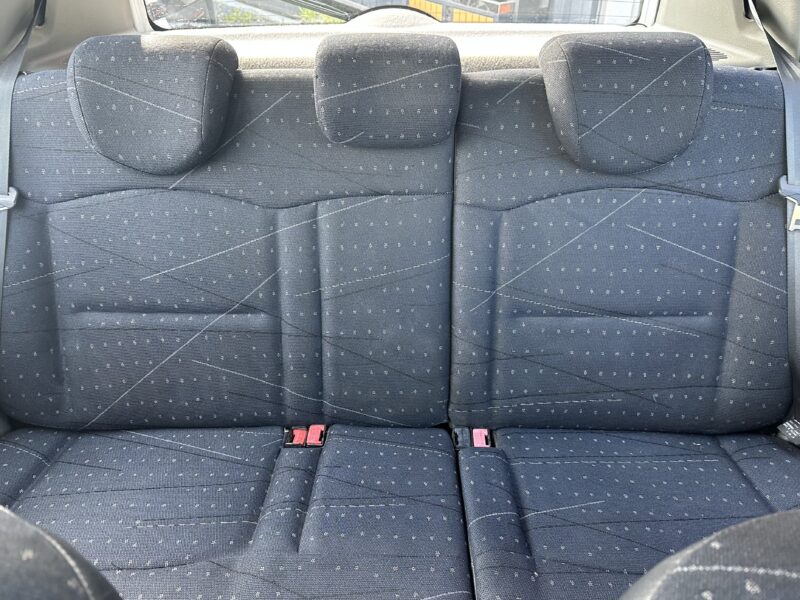 RENAULT CLIO II 2001