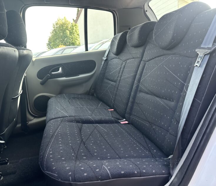 RENAULT CLIO II 2001