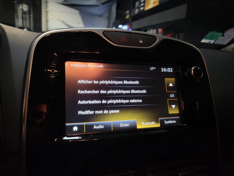 RENAULT CLIO IV ESTATE 0.9 TCe 90cv Limited 1ère Main // GPS/REGULATEUR-LIMITEUR DE VITESSE/BLUETOOT