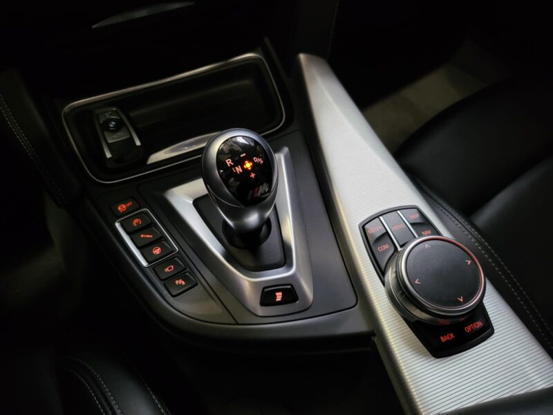 B.M.W. M3 COMPETITION 450cv DKG FULL ENTRETIEN BMW / TOIT CARBON / HARMAN & KARDON