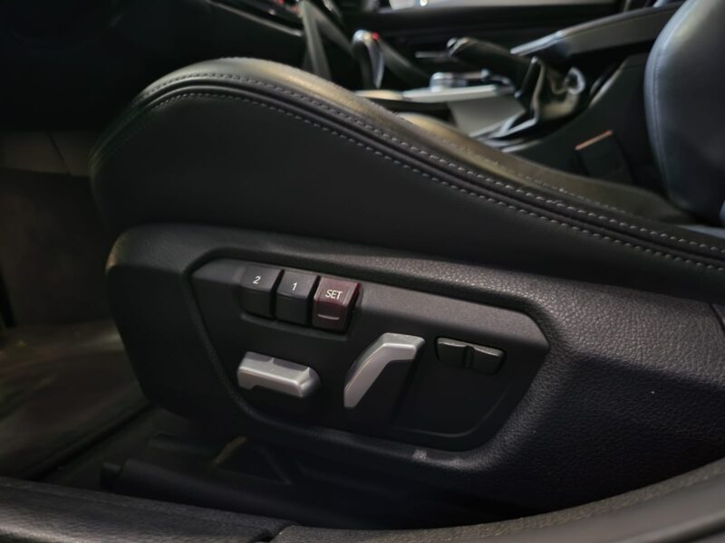 B.M.W. M3 COMPETITION 450cv DKG FULL ENTRETIEN BMW / TOIT CARBON / HARMAN & KARDON