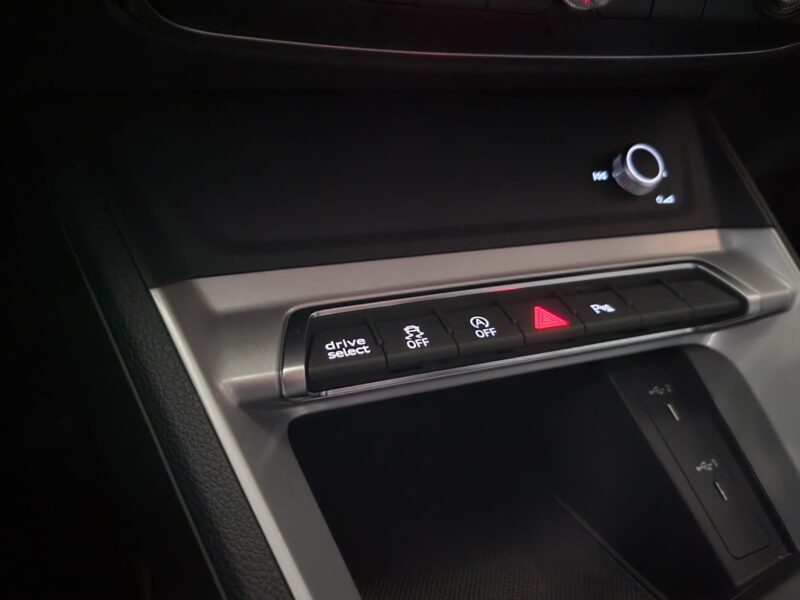 AUDI Q3 Sportback 2022 35 TFSI Hybrid 150cv ADVANCED STRONIC 7 /VIRTUAL COCKPIT+HAYON ELECTRIQUE+MOD