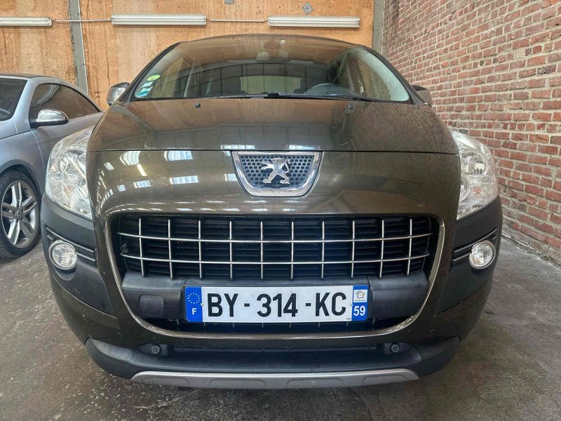 PEUGEOT 3008 1.6 HDi 112 cv Allure