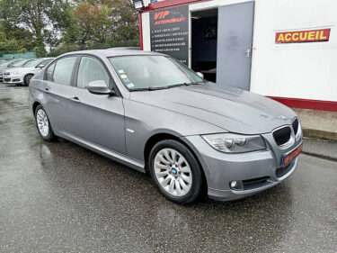 B.M.W. SERIE 3 2009