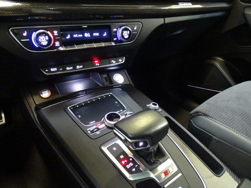 AUDI SQ5 TDI 347 CV QUATTRO TIPTRONIC8 France Carbone 