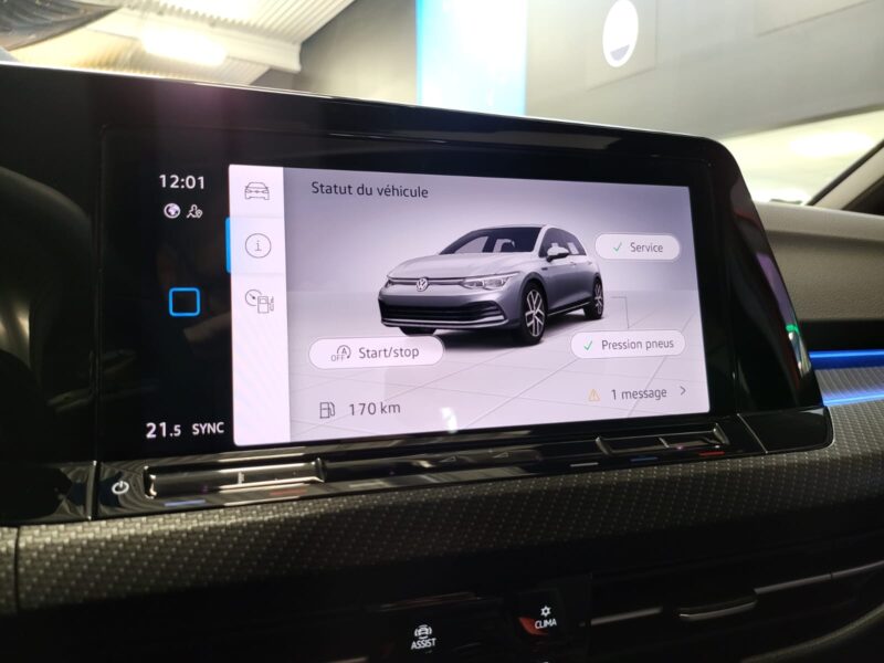 VOLKSWAGEN GOLF VIII 1.5 ETSI 150 CV R-LINE / TOIT OUVRANT / CAMERA / CARPLAY