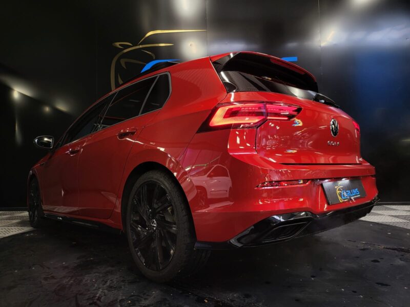 VOLKSWAGEN GOLF VIII 1.5 ETSI 150 CV R-LINE / TOIT OUVRANT / CAMERA / CARPLAY