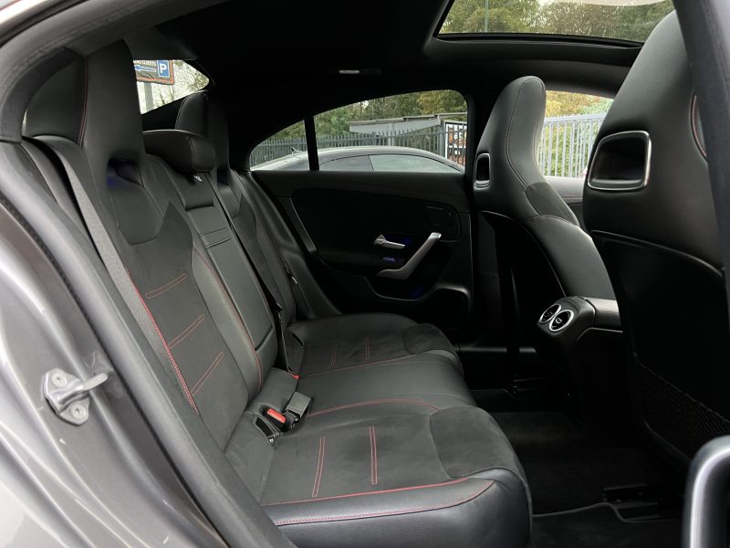 MERCEDES CLA II AMG LINE 250 e HYBRID 218 Cv 1ERE MAIN / TOIT OUVRANT GRAND ECRAN 