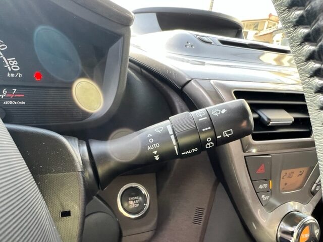 TOYOTA  IQ 1,0 69CH VVT-I AUTOMATIIQUE 2009