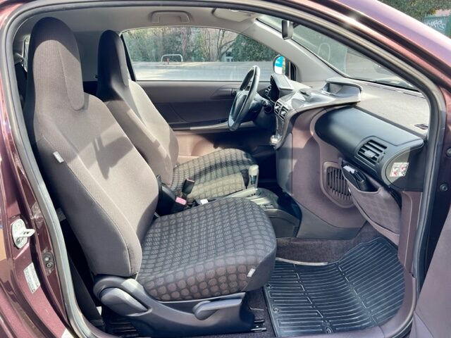 TOYOTA  IQ 1,0 69CH VVT-I AUTOMATIIQUE 2009