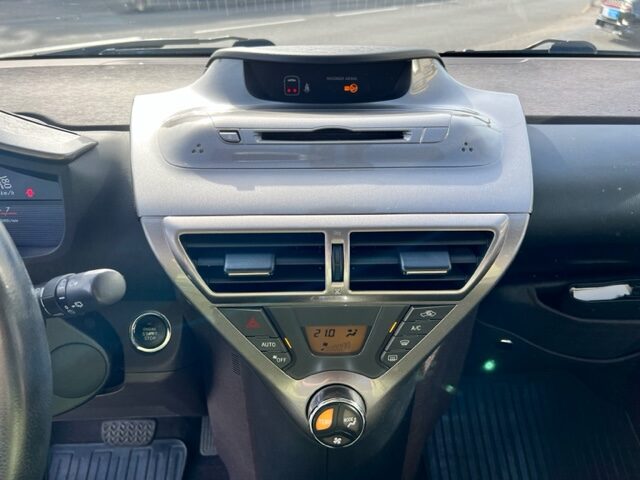 TOYOTA  IQ 1,0 69CH VVT-I AUTOMATIIQUE 2009