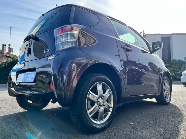 TOYOTA  IQ 1,0 69CH VVT-I AUTOMATIIQUE 2009