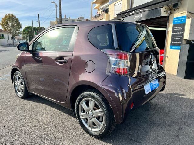 TOYOTA  IQ 1,0 69CH VVT-I AUTOMATIIQUE 2009