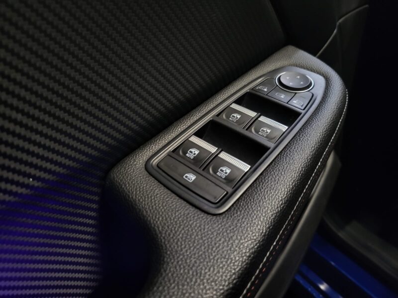 RENAULT CLIO V RS LINE 1.6 E-Tech hybride 140ch / CAMERA 360 / PACK AMBIANCE / BOSE