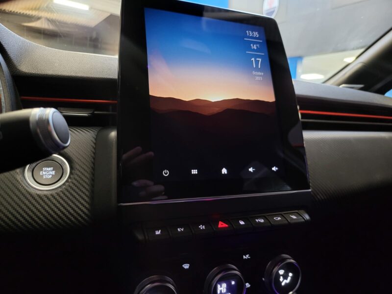 RENAULT CLIO V RS LINE 1.6 E-Tech hybride 140ch / CAMERA 360 / PACK AMBIANCE / BOSE