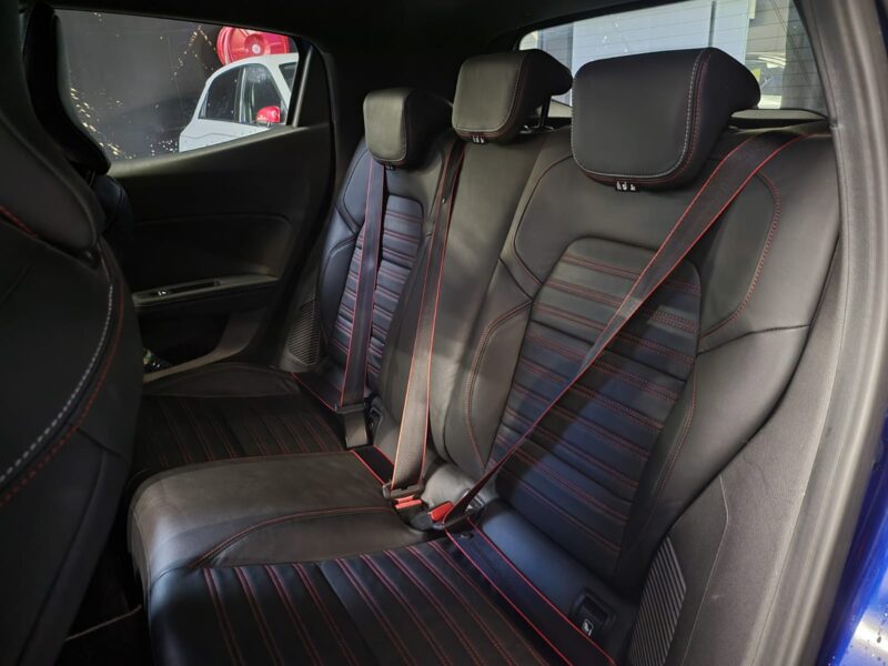 RENAULT CLIO V RS LINE 1.6 E-Tech hybride 140ch / CAMERA 360 / PACK AMBIANCE / BOSE