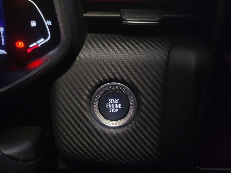 RENAULT CLIO V RS LINE 1.6 E-Tech hybride 140ch / CAMERA 360 / PACK AMBIANCE / BOSE