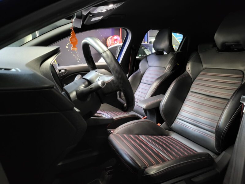 RENAULT CLIO V RS LINE 1.6 E-Tech hybride 140ch / CAMERA 360 / PACK AMBIANCE / BOSE