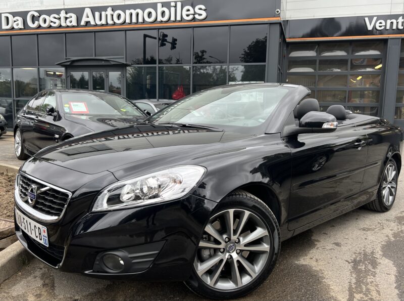 VOLVO C70 II PHASE 2 D3 MOMENTUM 2.0 150 Cv 1ERE MAIN 2.582 Kms REELS / ORIGINE FRANCE - Garantie1an