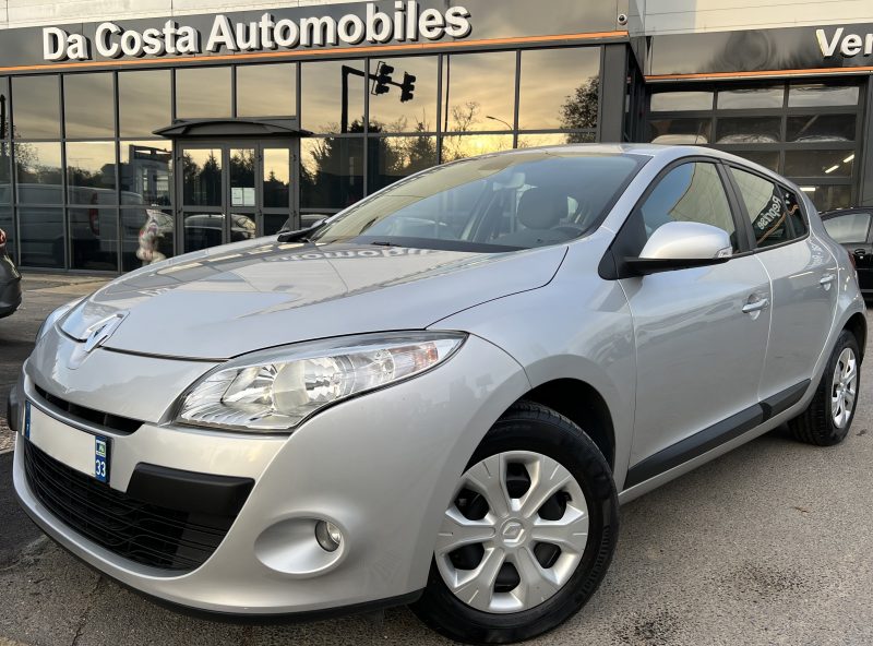 RENAULT MEGANE  III 1.6 BIO ETHANOL 110 Cv 1ERE MAIN / 19 200 Kms REELS ORIGINE FRANCE - GARANTIE 1 