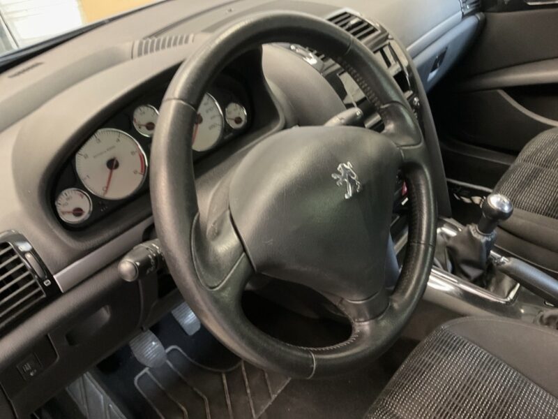 PEUGEOT 407 BERLINE 1.6 HDI 110 Cv 1ERE MAIN / 56 900 Kms - GARANTIE 1 AN