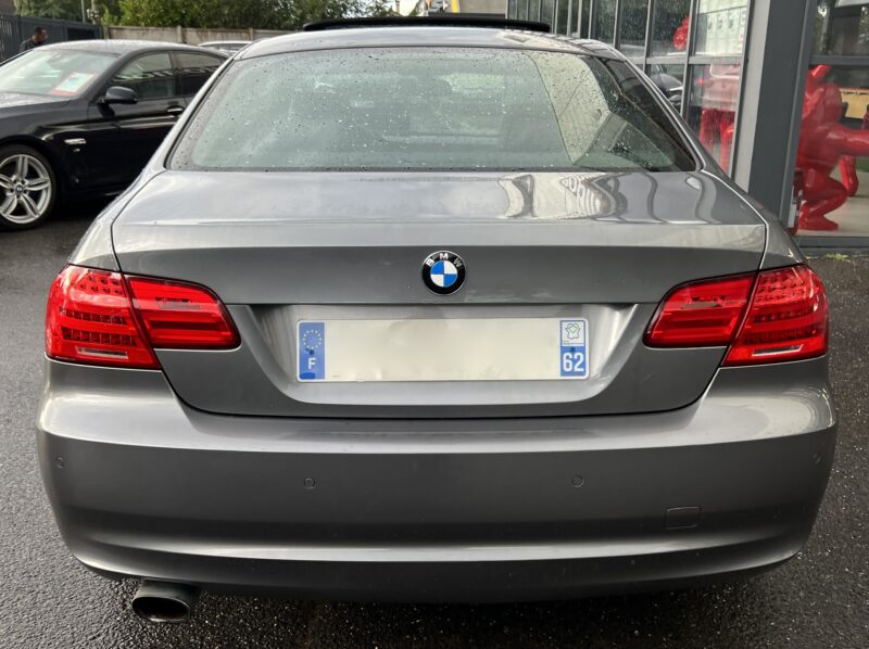 BMW SERIE 3 COUPE E92 PHASE 2 LCI 320i 2.0 163 Cv 57 400 Kms BOITE AUTO TOIT OUVRANT - GARANTIE 1 AN