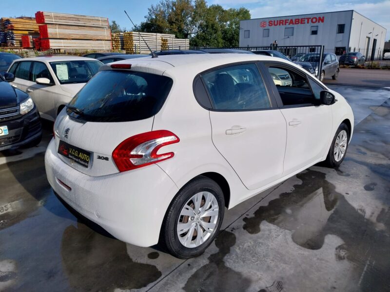 PEUGEOT 208 I 1.2 VTI 82 Active