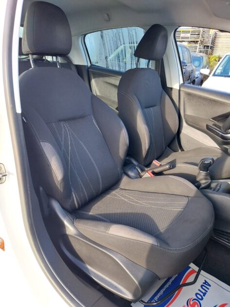 PEUGEOT 208 I 1.2 VTI 82 Active