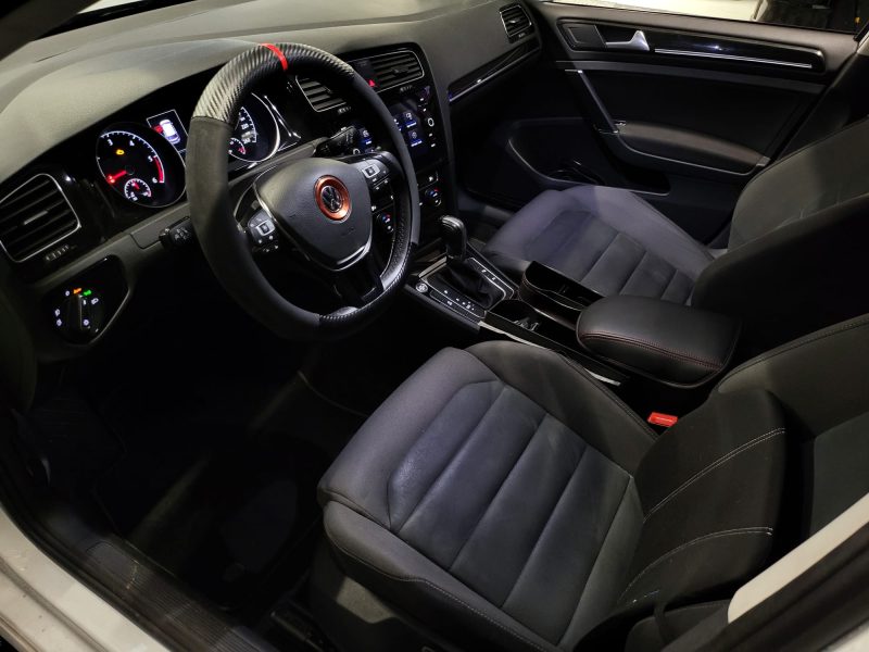 VOLKSWAGEN GOLF VII CARAT 2.0 150 CV DSG7 / CAMERA DE RECUL / CARPLAY / LINE ASSIST