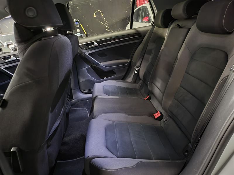 VOLKSWAGEN GOLF VII CARAT 2.0 150 CV DSG7 / CAMERA DE RECUL / CARPLAY / LINE ASSIST