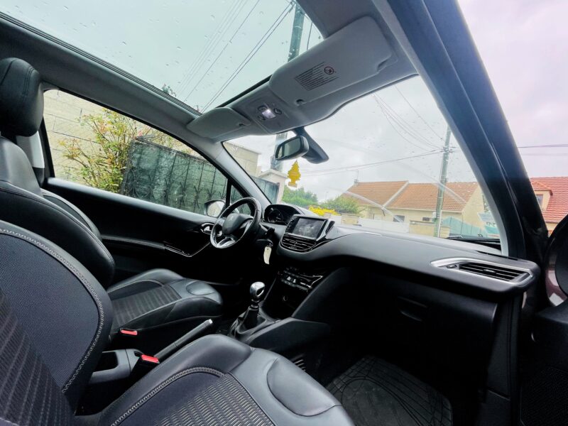 PEUGEOT 208 I 2012