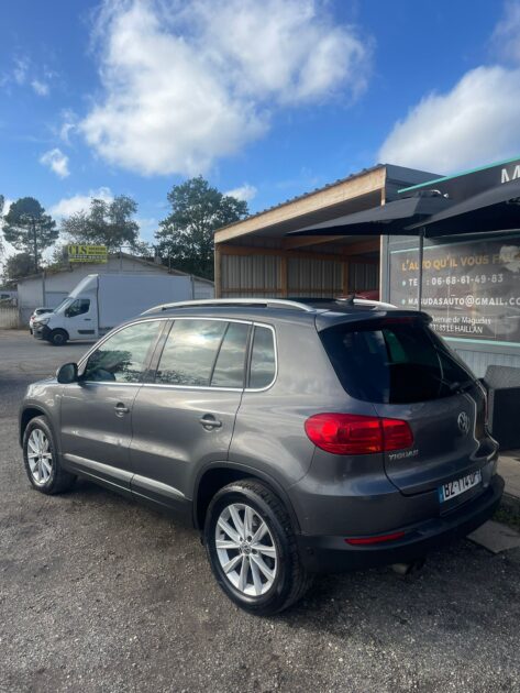 VOLKSWAGEN TIGUAN 2011