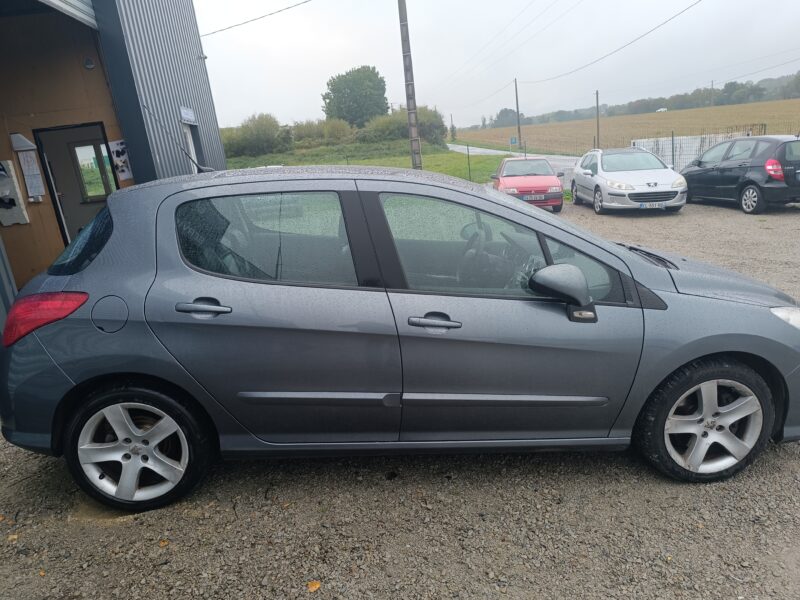Peugeot 308 2.0 HDi Féline
